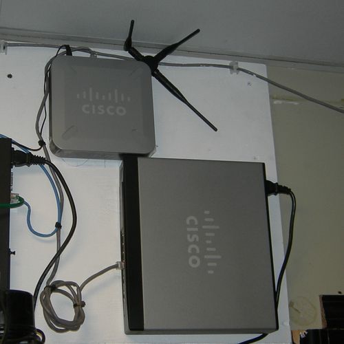 Cisco Wireless Access Point and Router install at 