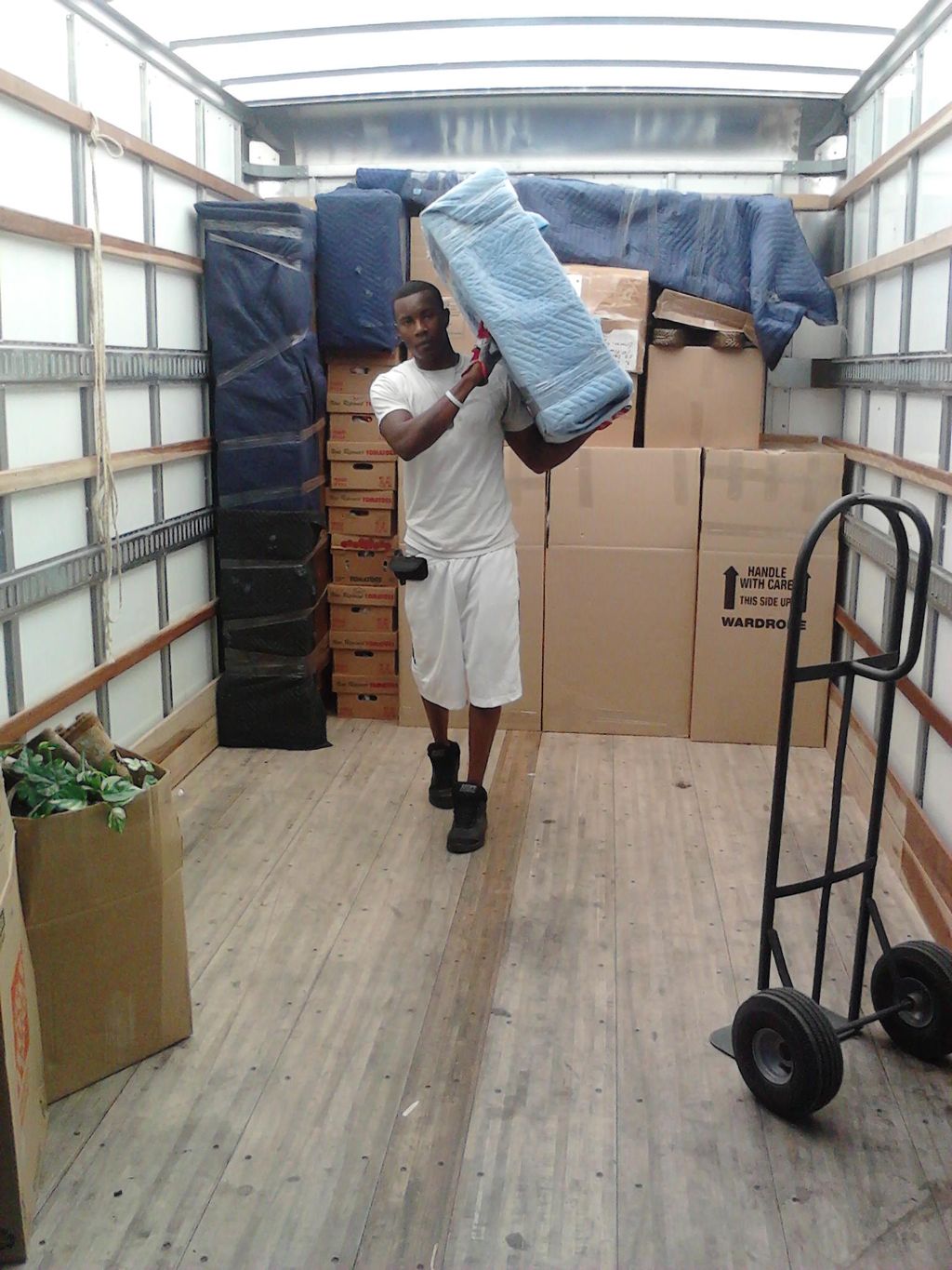Our vision here at Tight Grip Moving is to give yo