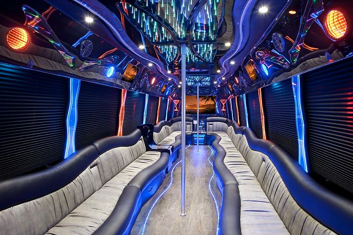 Party Limo bus  : 25  ,32 , 40  & 50 Passengers av