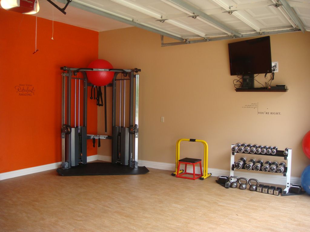 In the divine health studio Kelli works wtih you  