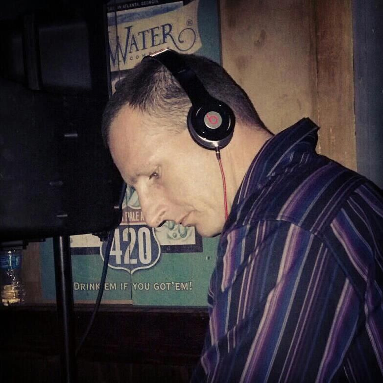 DJ ASH B @ Slainte New Years eve 2012