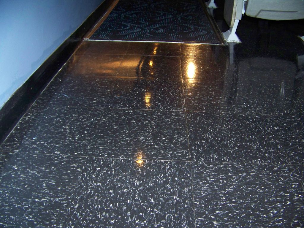 Check out that shine!  Strip, seal, wax, buff; rep