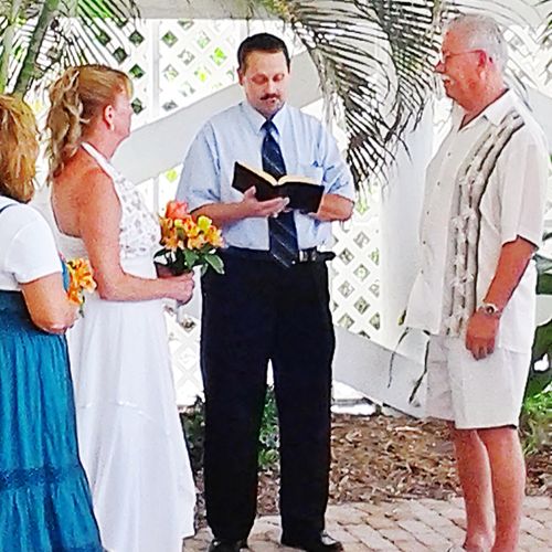 Private Island and beach wedding. Rev. Tom presidi