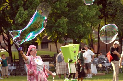 Lollipop and her bubbles