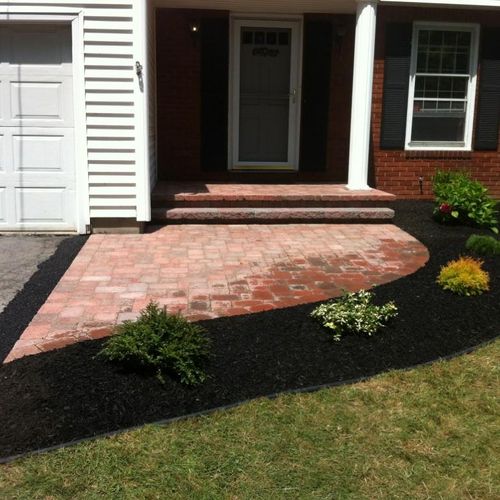 Front walk area with tumbled pavers, step and pave