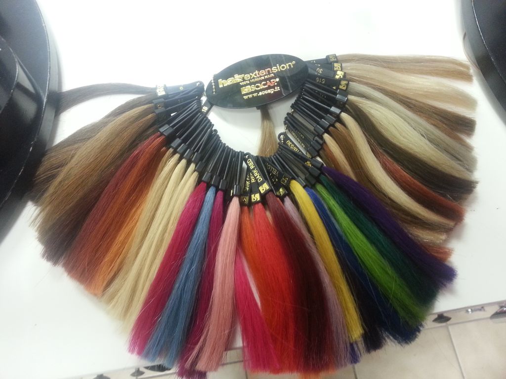 SoCap Hair Extensions.... Pop of color, length, vo