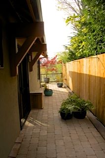 brick walk way