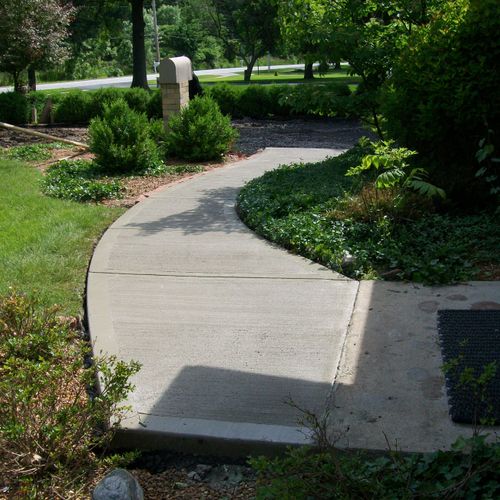 curved sidewalk