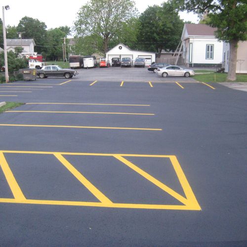 Parking Lot in Evansville with fresh sealer and ne
