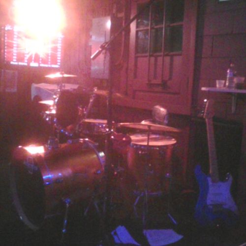 Mixed Nuts Band setup at Bunkers Bar in Florissant