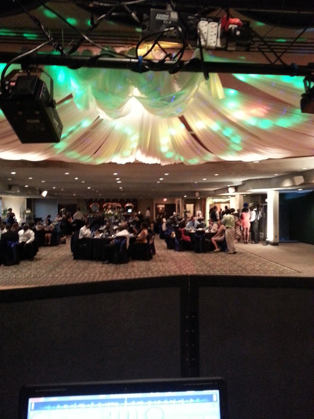 Perfect use of the fabric ceiling accent over the 