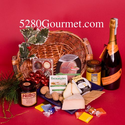 Local Christmas Eve basket with local cheeses , fr