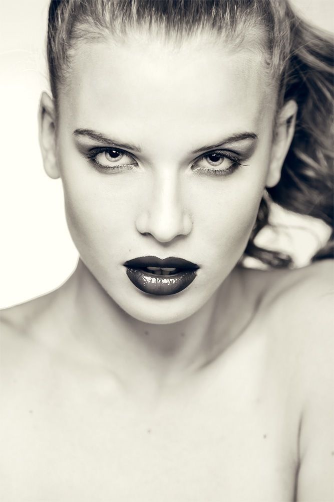 Photographer Sergey Moshkov
Makeup artist Katya Gu