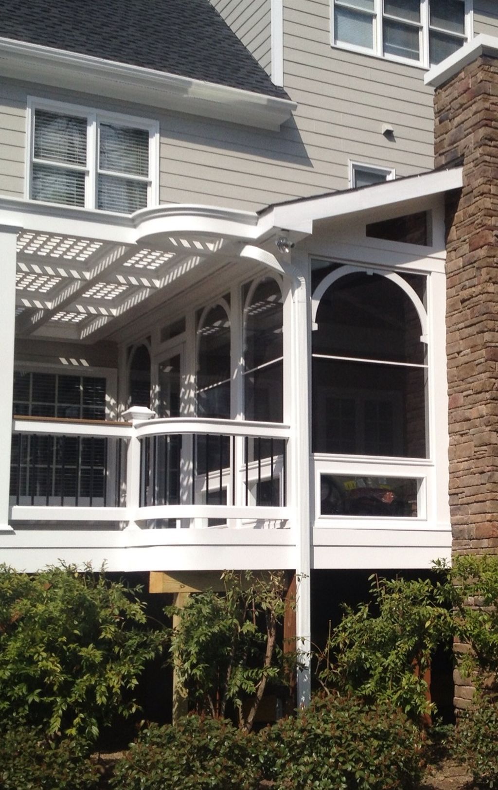 Screen porch with Pergola and deck. Project in Car