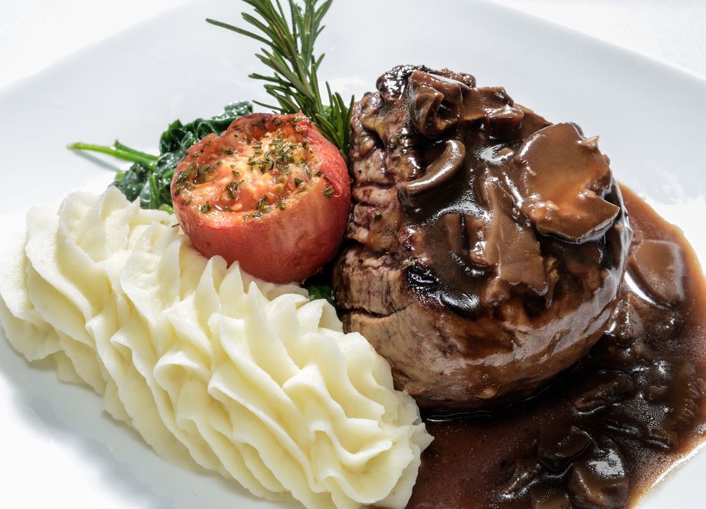 Filet Mignon with Garlic Mashed Potatoes and Tomat
