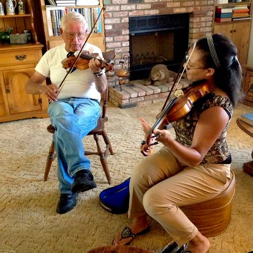 Mr. Tom on his first violin lesson after 50 years 