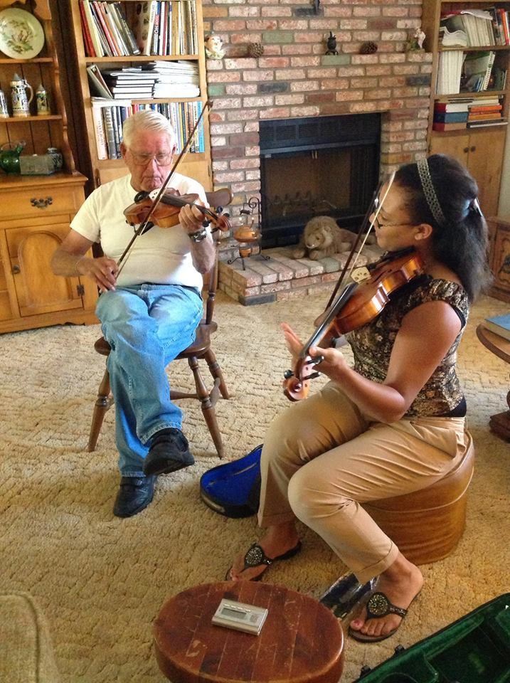 Mr. Tom on his first violin lesson after 50 years 