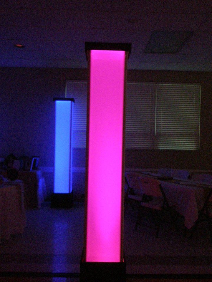 LED Columns can be set to one color, fade from col