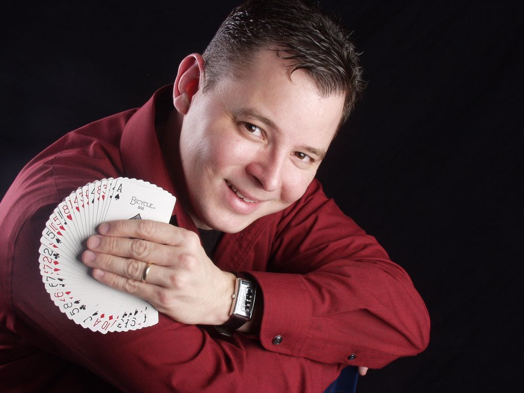Comedy Magician Scott Davis