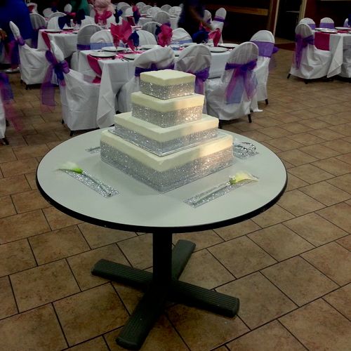 Wedding cake....Cake by: Shron Ferguson