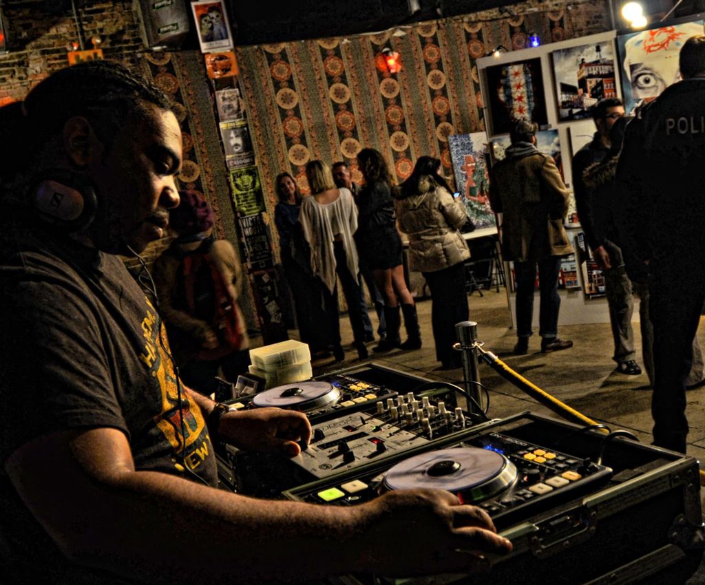 Live at Pancakes & Booze Art Fair, Reggie's Rock J