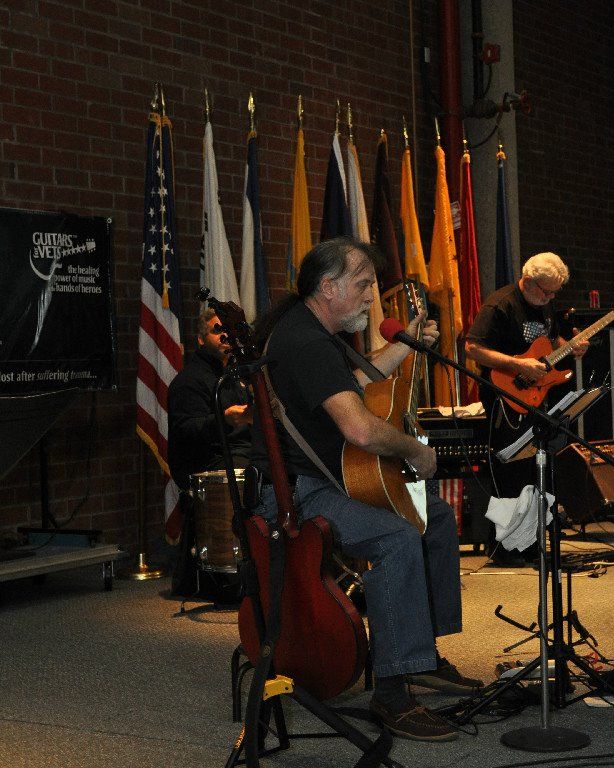 Glyn performing with Stone Portico at Hunter Holme