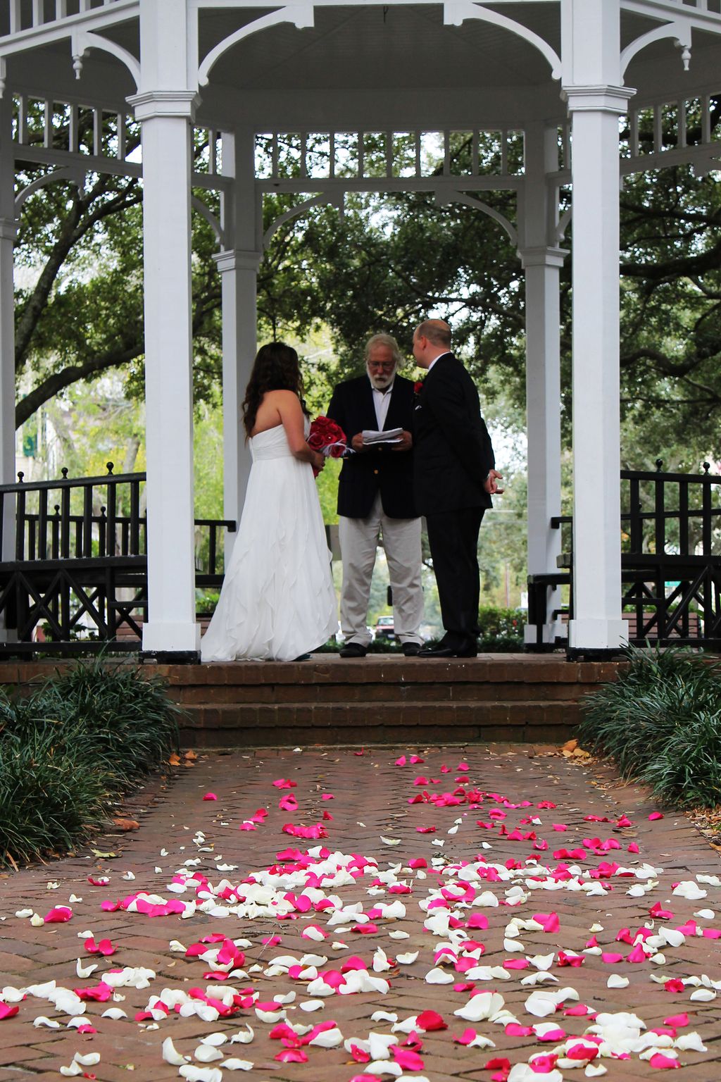 Wedding under gazeebo in one of Savannah's squares