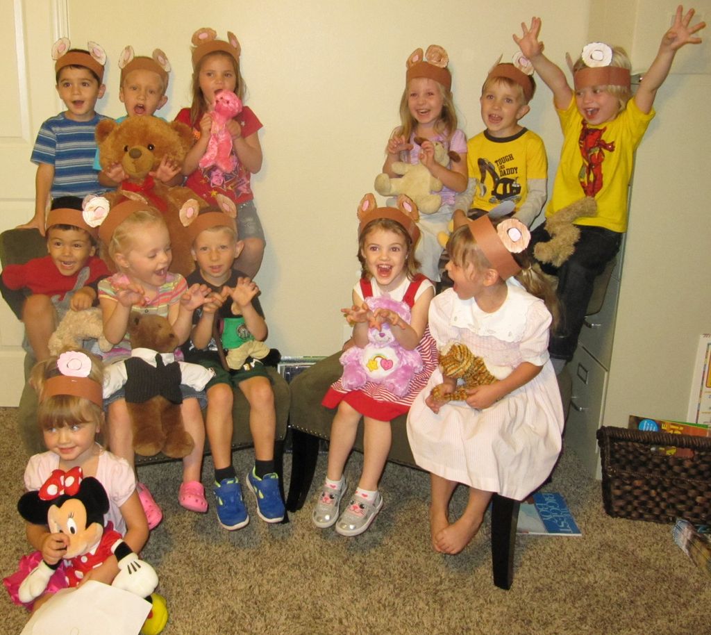 My little kiddos pretending to be bears.