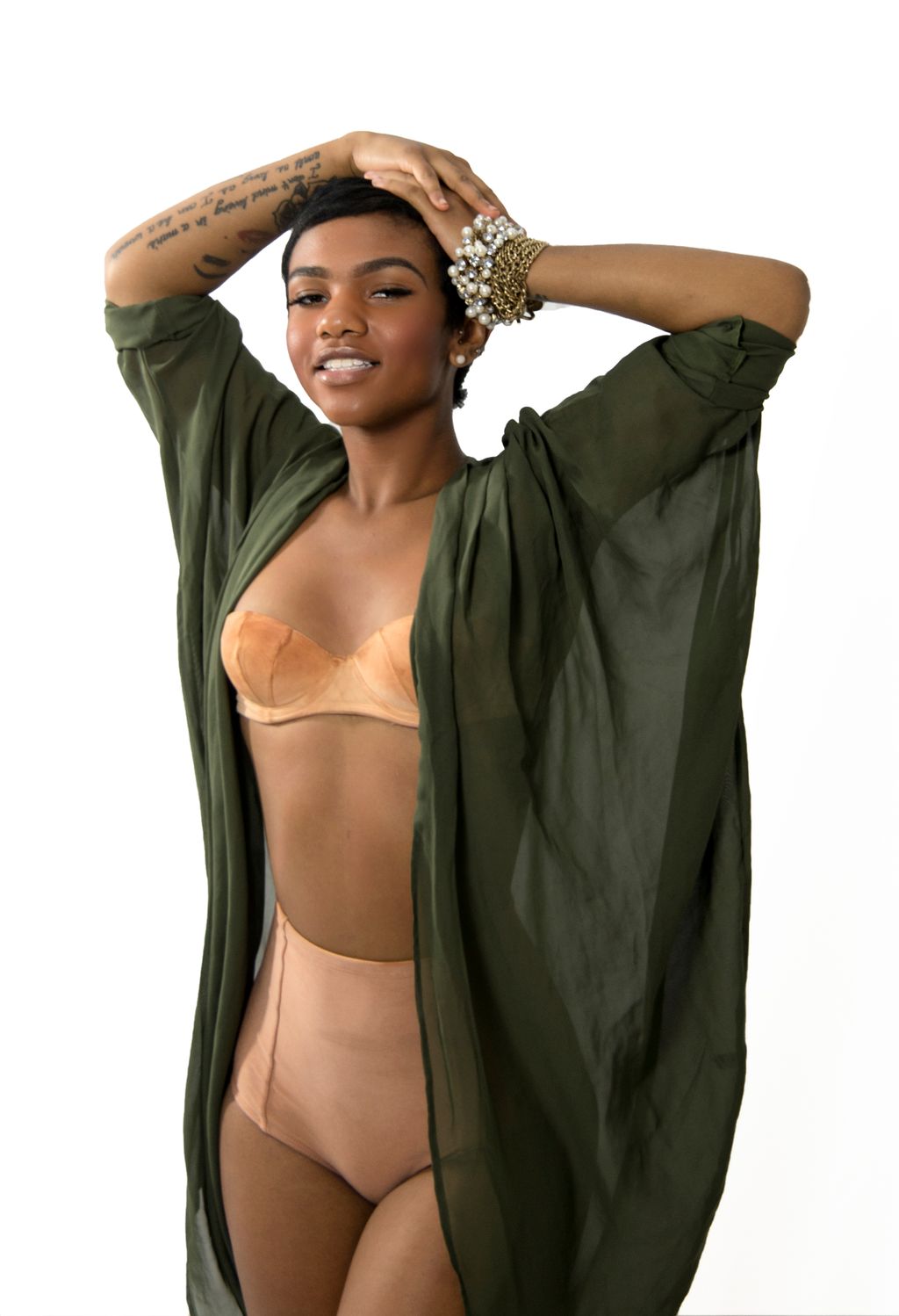 Kaylahs photo shoot @EncoureStudios, http://encour