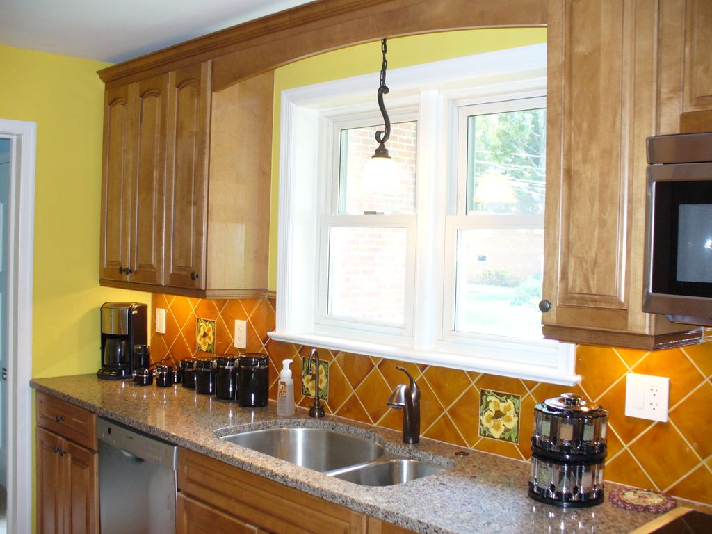 Chevy Chase, MD
Kraftmaid Cabinetry
view 2