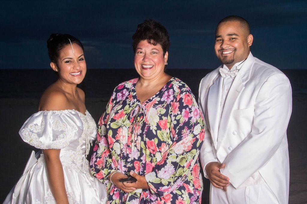 Here is one of the most recent weddings that I had