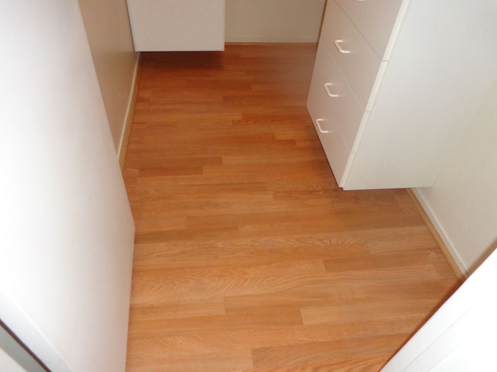 FLOORING