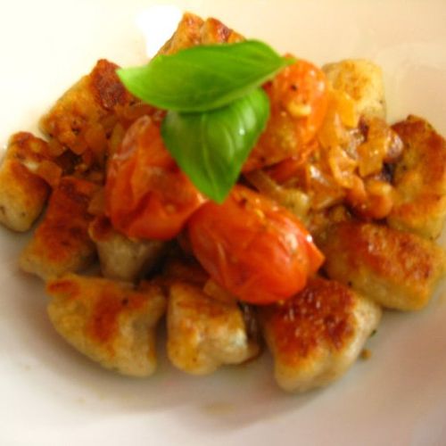 Gnocchi with tomato basil sauce