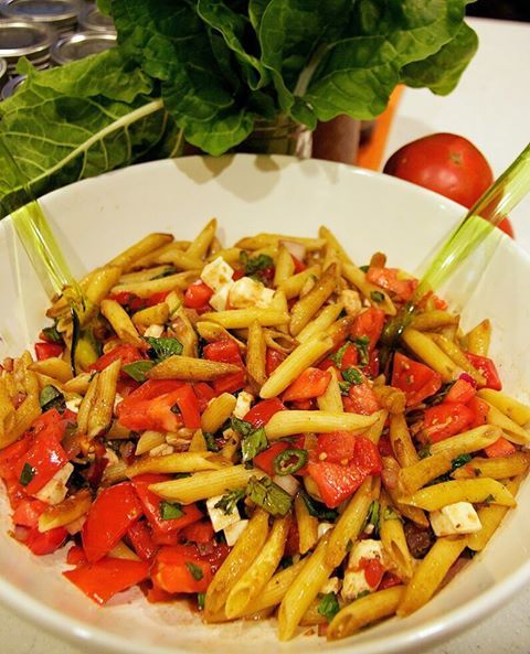 Fresh tomato and basil pasta with fresh mozzarella