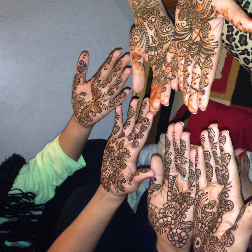 Zoya Designs (Herbal And Natural Henna)