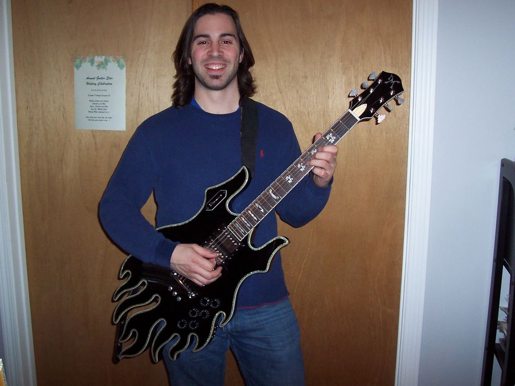 Check out this guitar!