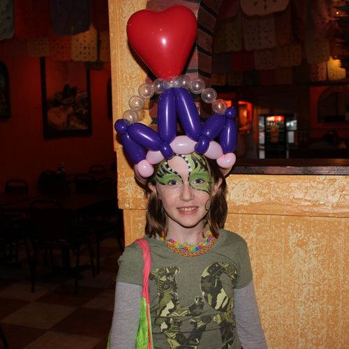 Princess Balloon Crown twisted by Chaz