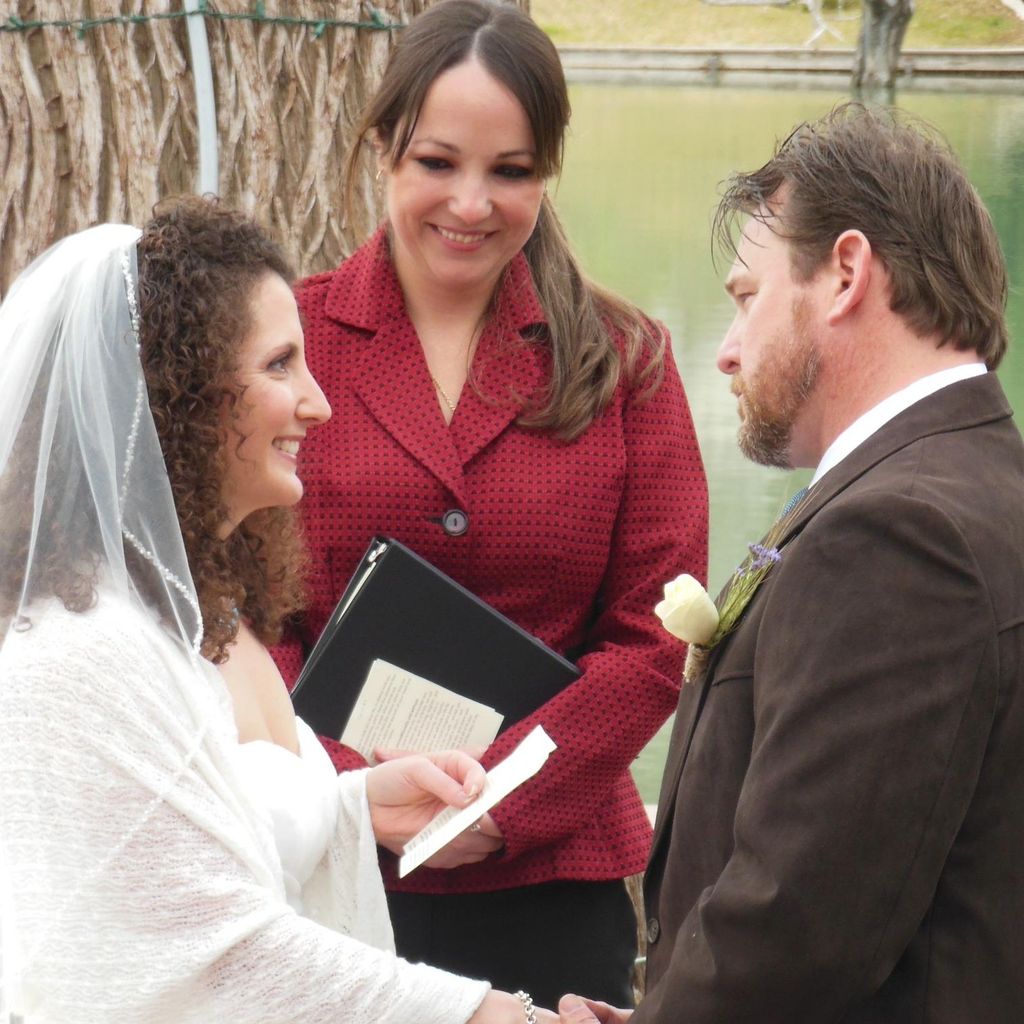 Bilingual Wedding Officiant Gaby Martinez