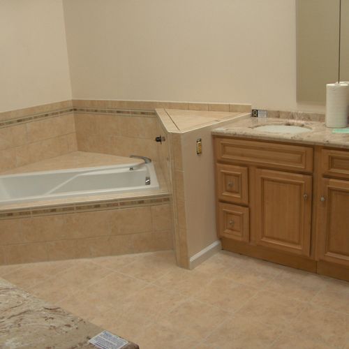Bath room remodel. Tile, plumbing,paintig