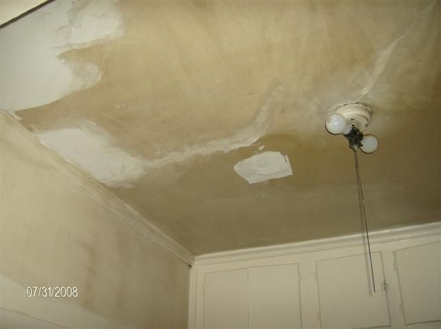 Very greasy & dirty ceilings from stove that was r