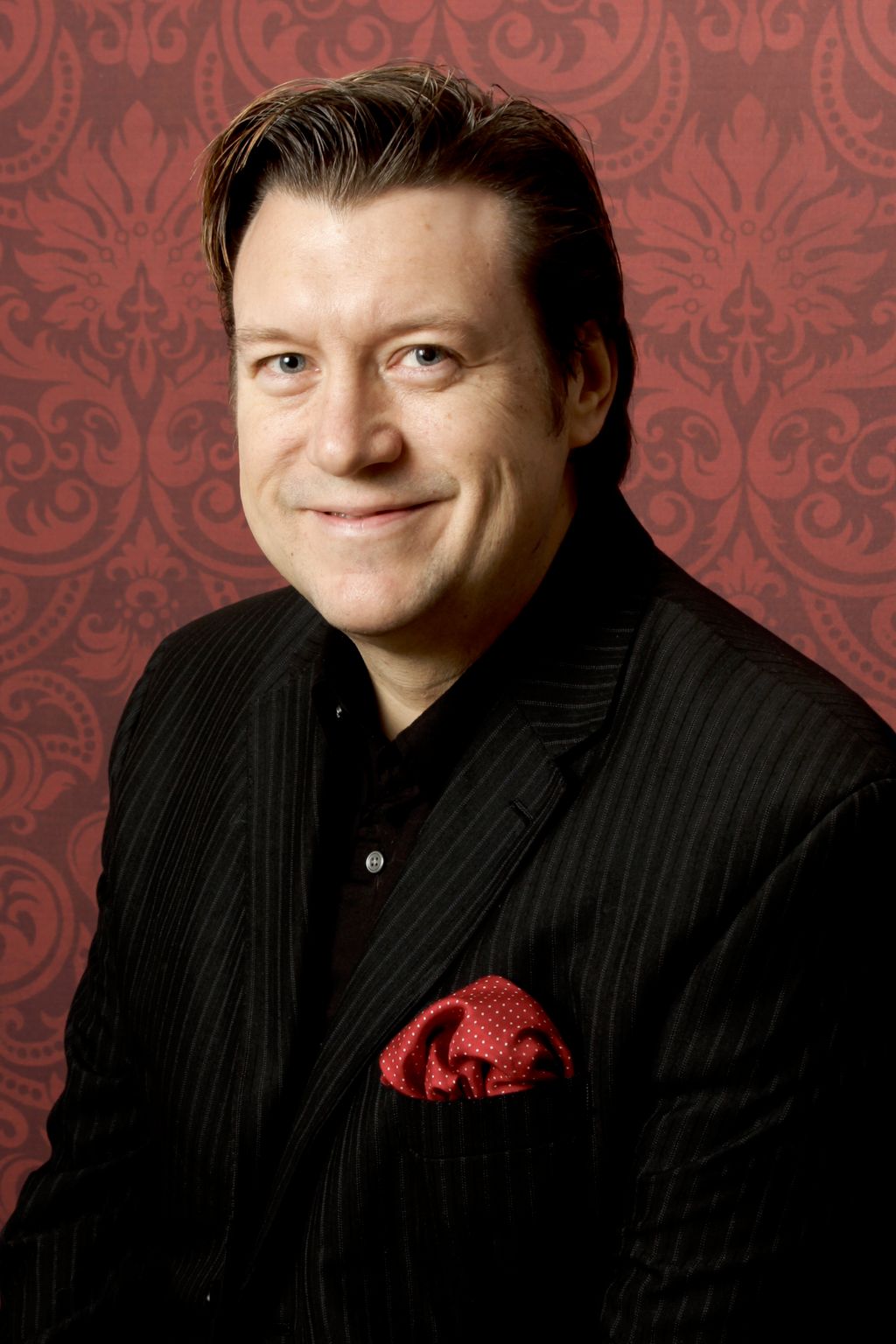 DJ/MC Joe Stephen is the former DJ for the Chicago
