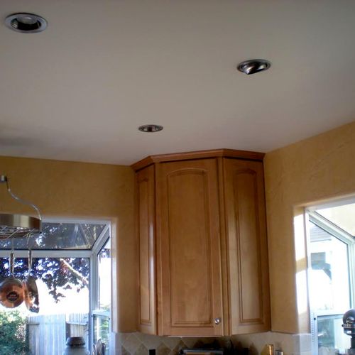 Venetian plaster on walls by Tradesman Painting an