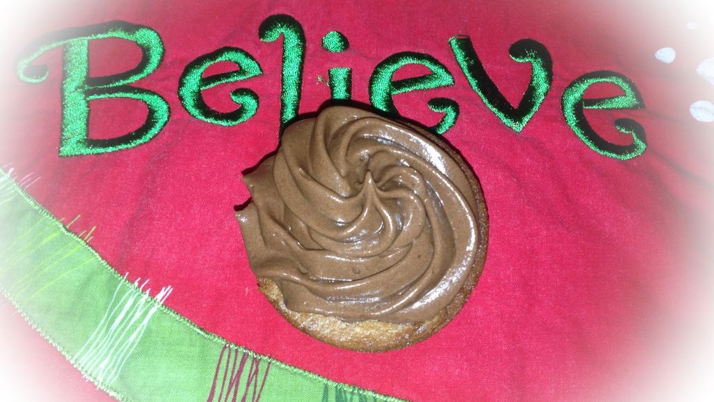 Grand Marnier vanilla cupcakes with chocolate butt