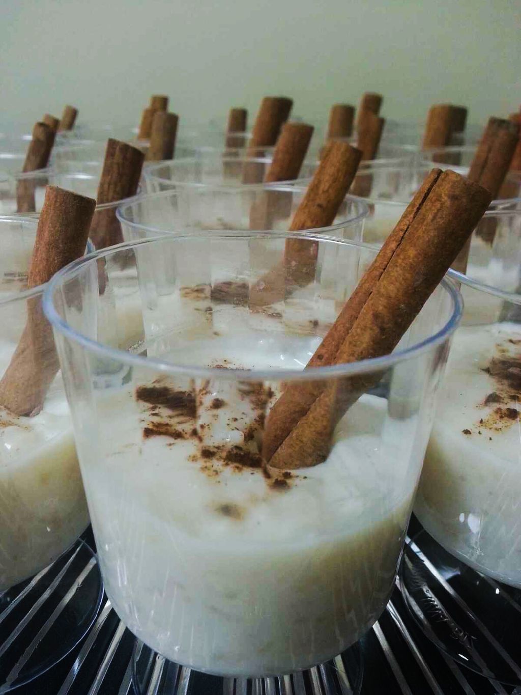 Individual arroz con leche (rice pudding) cups