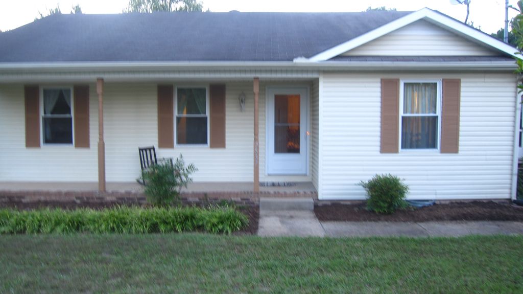 Before vinyl siding exterior painting - Murfreesbo