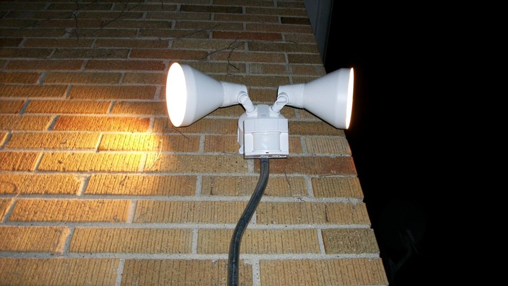 security light with dusk to dawn and motion detect