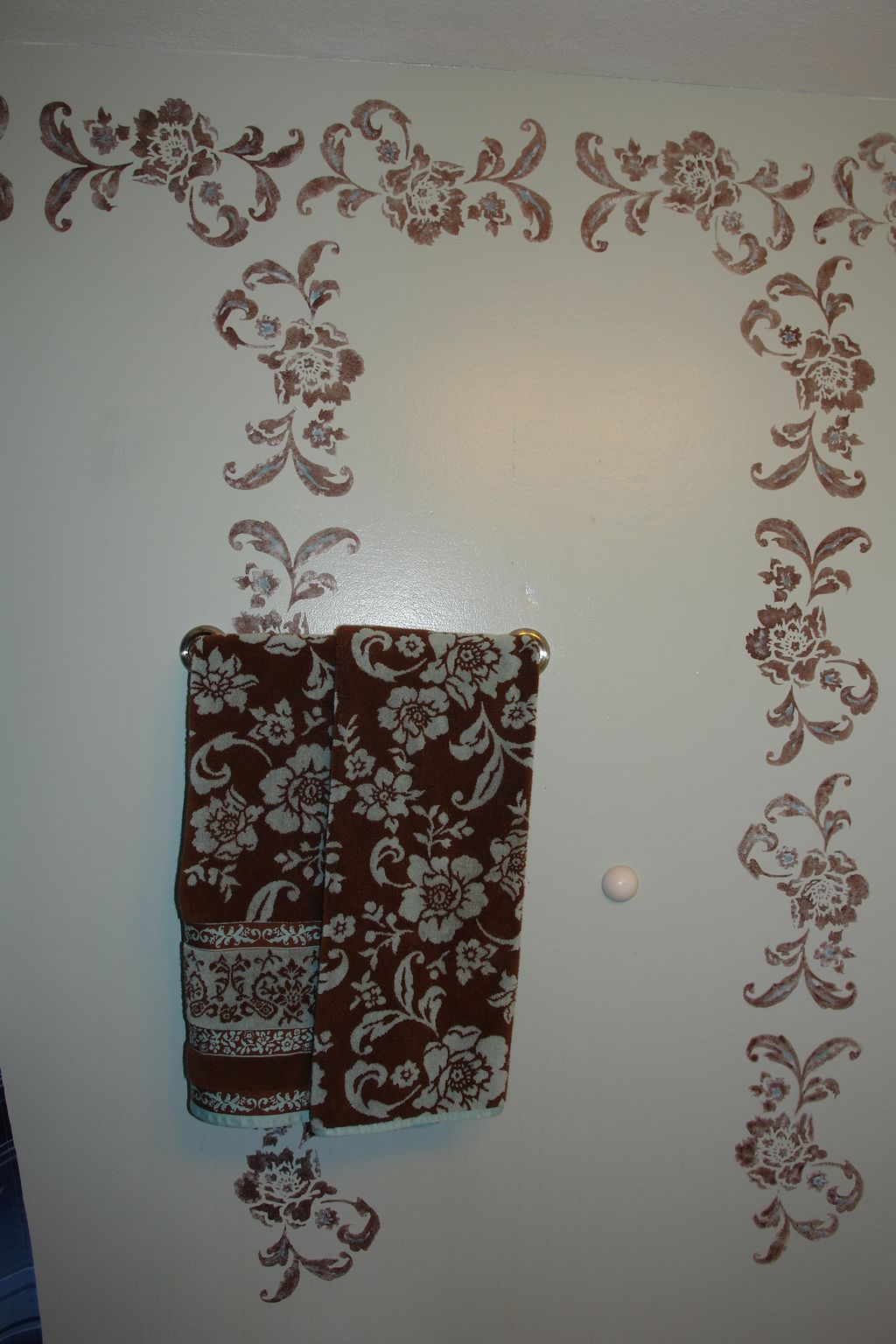 I do custom interior wall coverings. I'm an artist