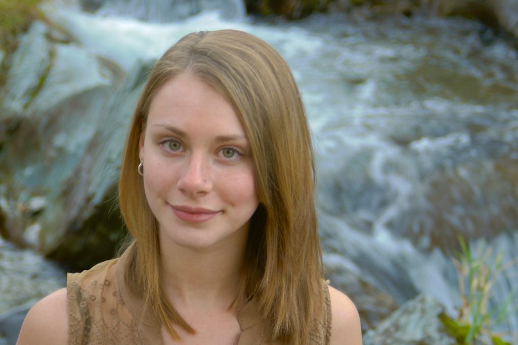 Portrait - Kayla
