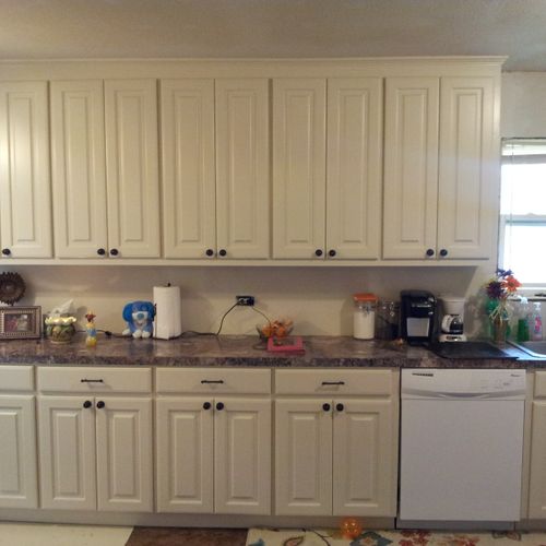 Custom paint grade cabinets (after)
