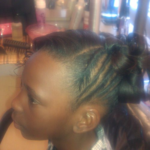 A Girly style: A Bow Pony Tail with side twist and